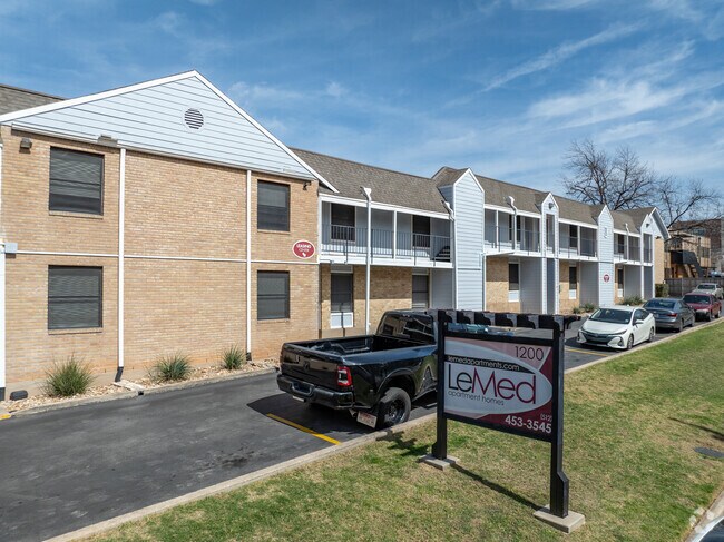 Photo - Le Med Apartments