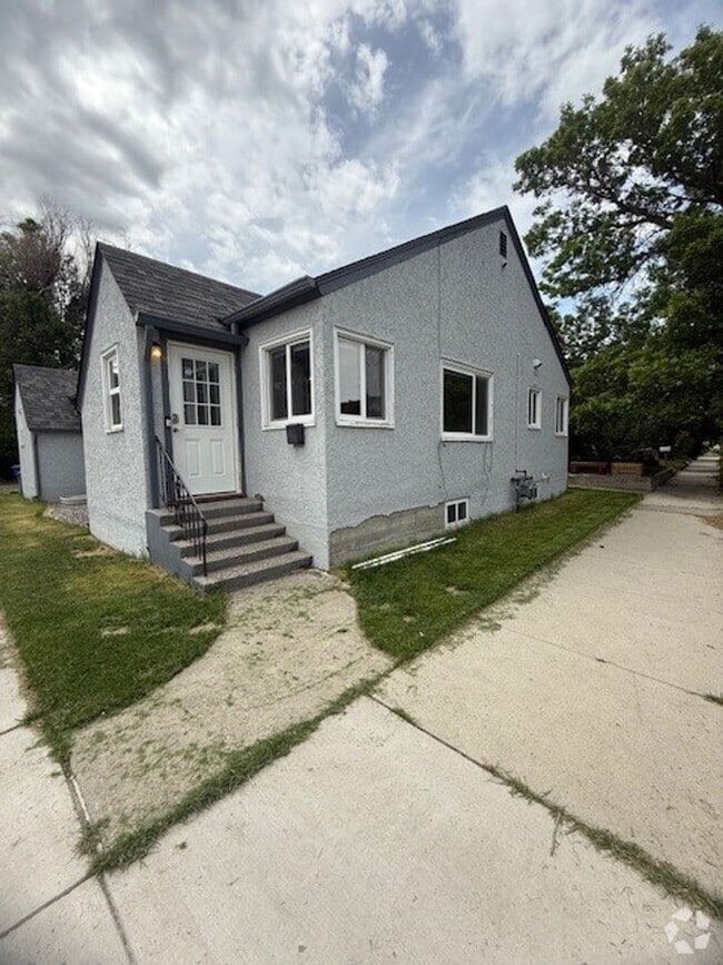 Building Photo - 504 W Geyser St Rental