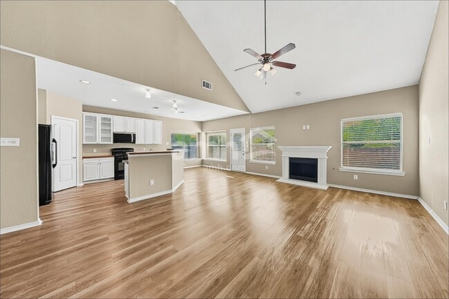 Photo - 5717 Eagle Mountain Dr