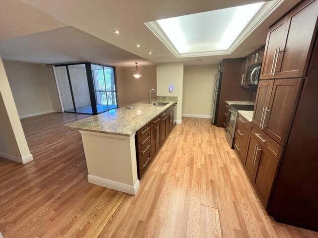 Photo - 2255 Lindell Blvd Unit 4209