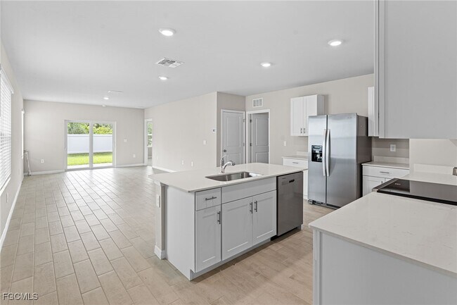 Photo - 1150 Brooklands Dr