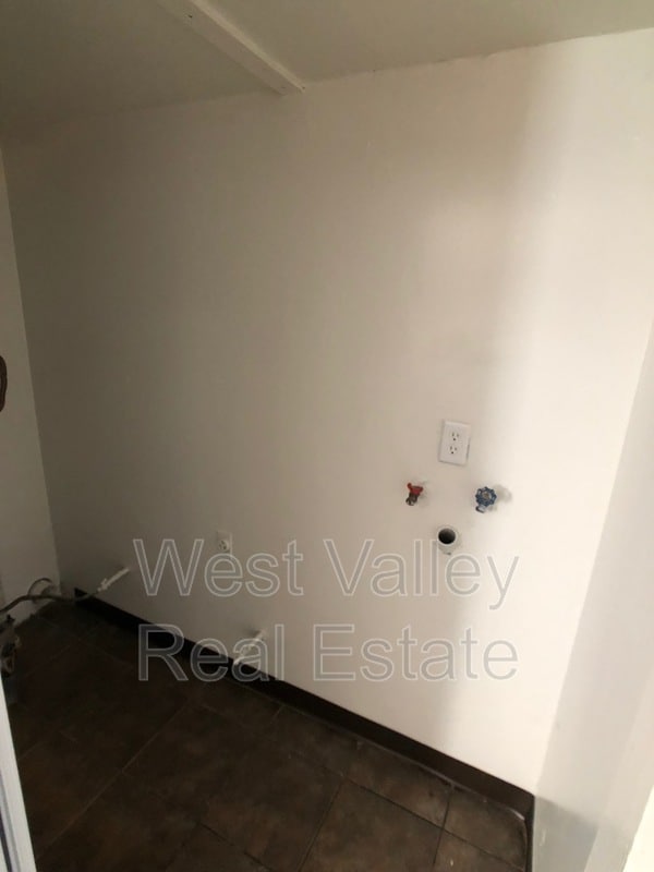 Photo - 396 Adams St Unit #C
