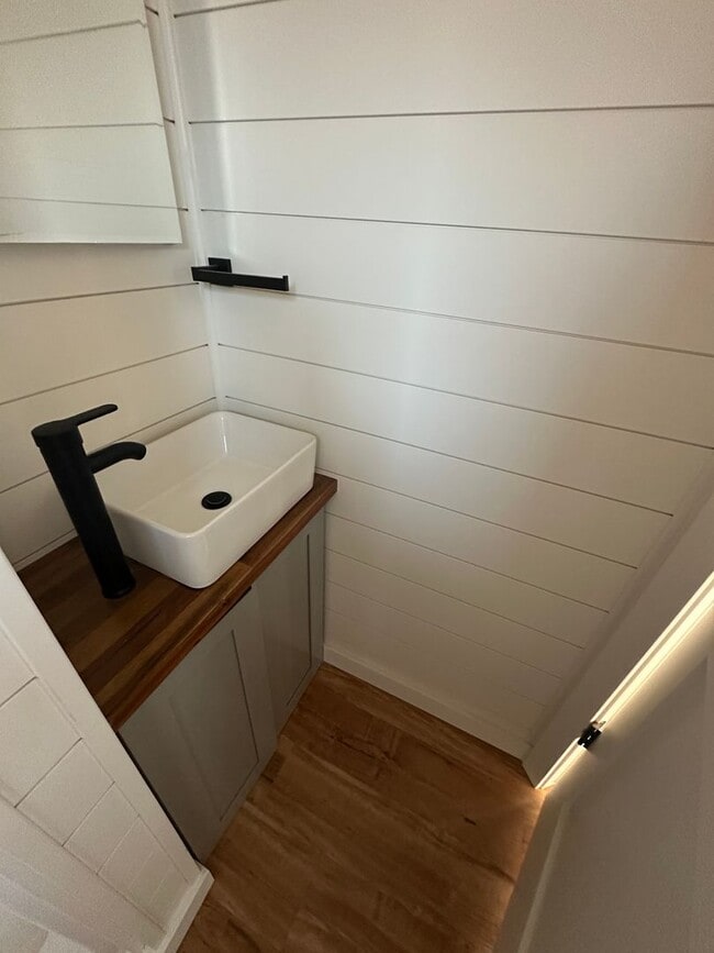 Photo - 631 Jackson St Unit 631 Jackson Street #B