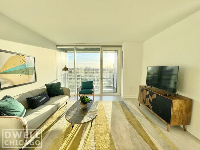 Photo - 2337 N Lincoln Ave