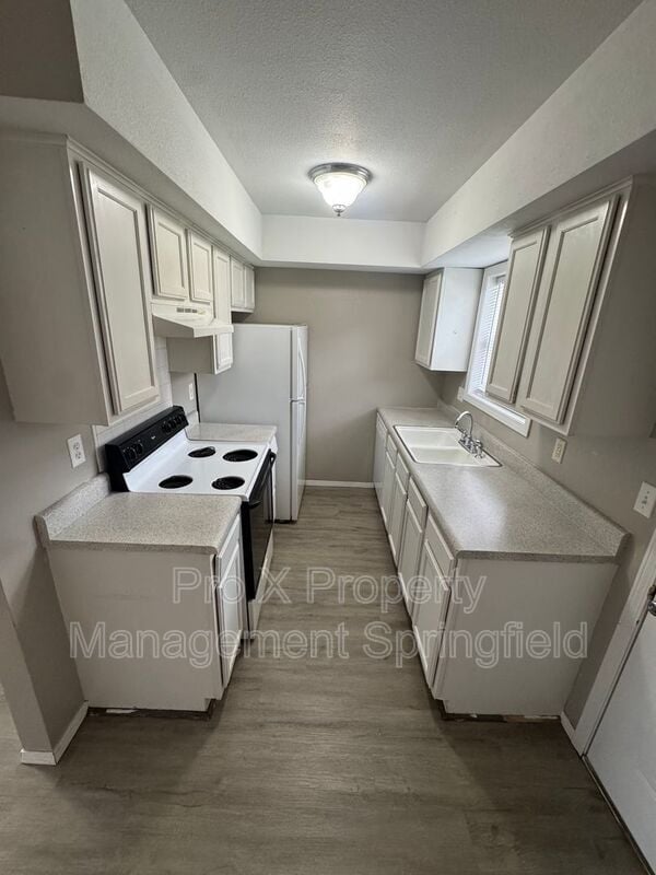Photo - 4131 S Glenn Ave