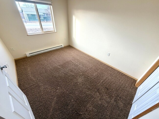 Photo - 800 E Main St Unit 1