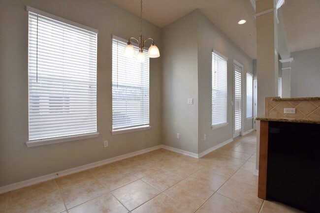 Photo - Beautiful 3 Bed 2.5 Bath Home for Rent in Baldwin Park, FL!