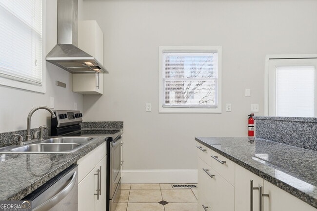 Photo - 564 John Wesley Dobbs Ave NE