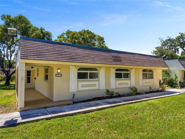 Building Photo - 17144 SW 112th Ct Rental