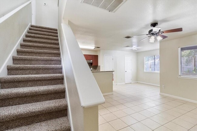 Photo - 887 Sagewood Trail