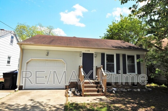 Building Photo - 1128 Hazel Ave