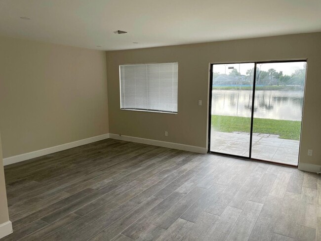 Photo - 2504 Seaside Dr