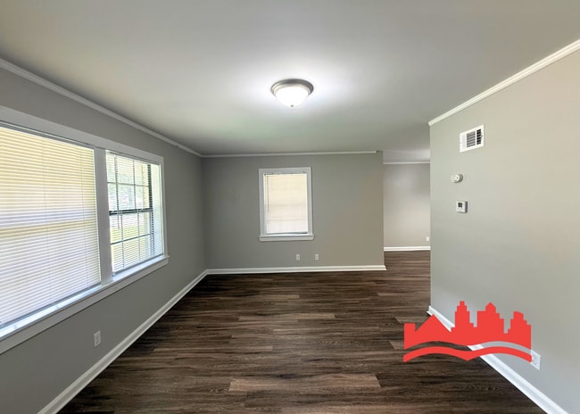 Photo - 1241 Broadmoor St