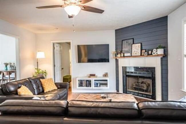 475 Northview Dr