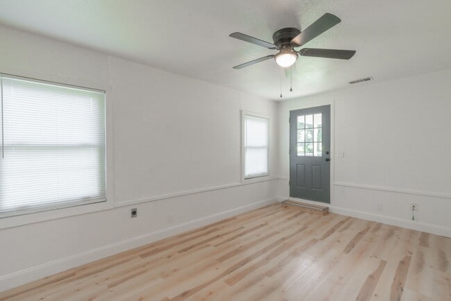 Photo - Updated 2 Bed in El Reno