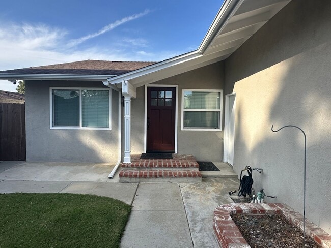 Photo - HARBOR CITY  4 BEDROOM 2 BATH HOME FOR LEASE 'GREEN MEADOWS TRACK  NO PET!