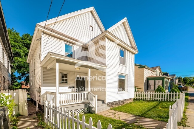 Photo - 505 1/2 Bear Street, 13208; #881485 - 881485