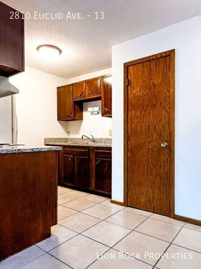 Photo - 2810 Euclid Ave Unit 13
