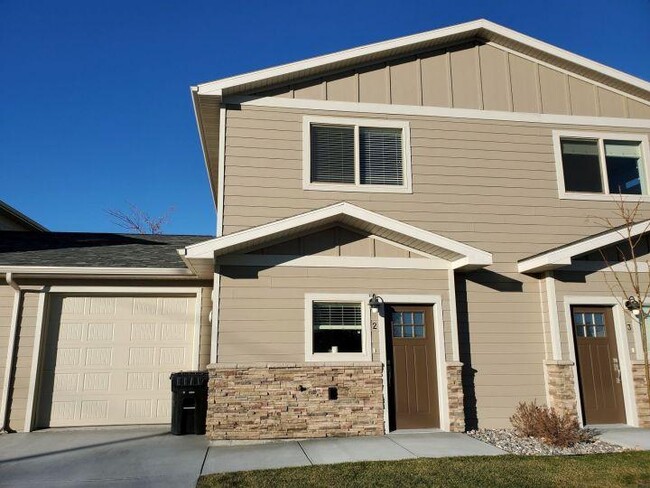 Building Photo - 2 bedroom in Billings MT 59105 Rental