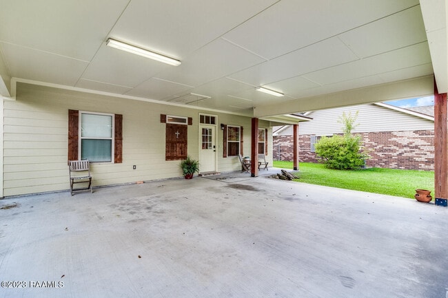 Photo - 205 Churchill Dr