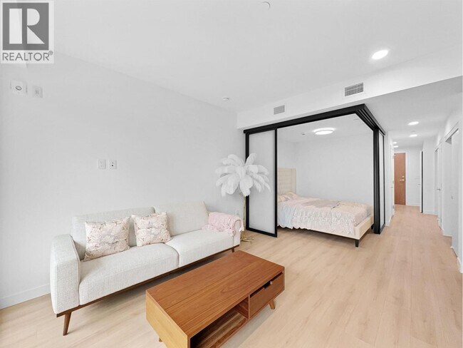 133 W 49th Ave Unit 3xx