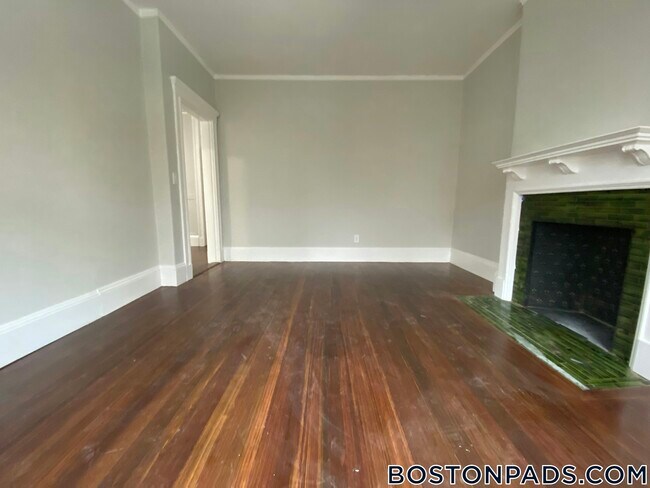 Photo - 34 Orkney Rd Unit 2