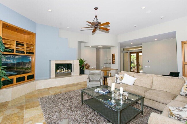 Photo - 45634 Appian Way