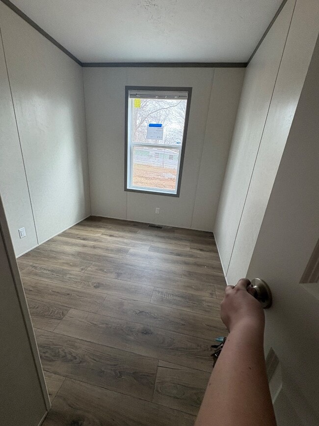 Photo - 2301 S Illinois Ave