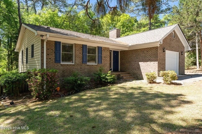Photo - 24 Spring Lake Dr