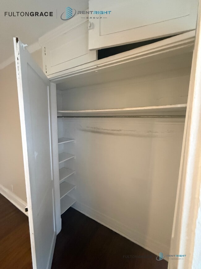 Photo - 2617 W Gunnison St Unit 2621-N2