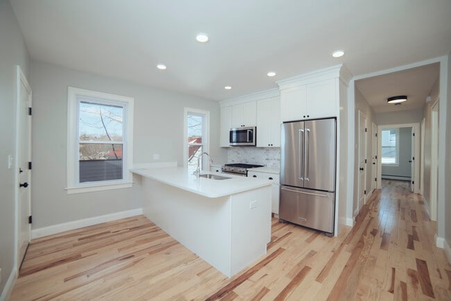 Photo - 25 Edison Grn Apartments Unit #1