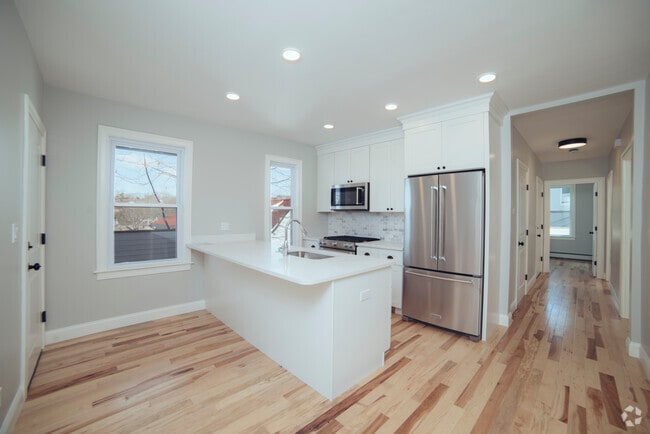 Building Photo - 25 Edison Grn Unit #1 Rental