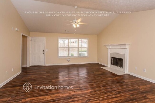 Photo - 210 Berkshire Pass