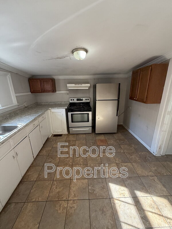 Photo - 1209 N Hyde Park Ave