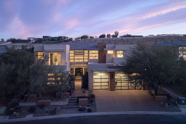 Photo - Exceptional 3-Bedroom Home in the Ridges