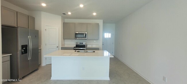 3764 Athenian Wy