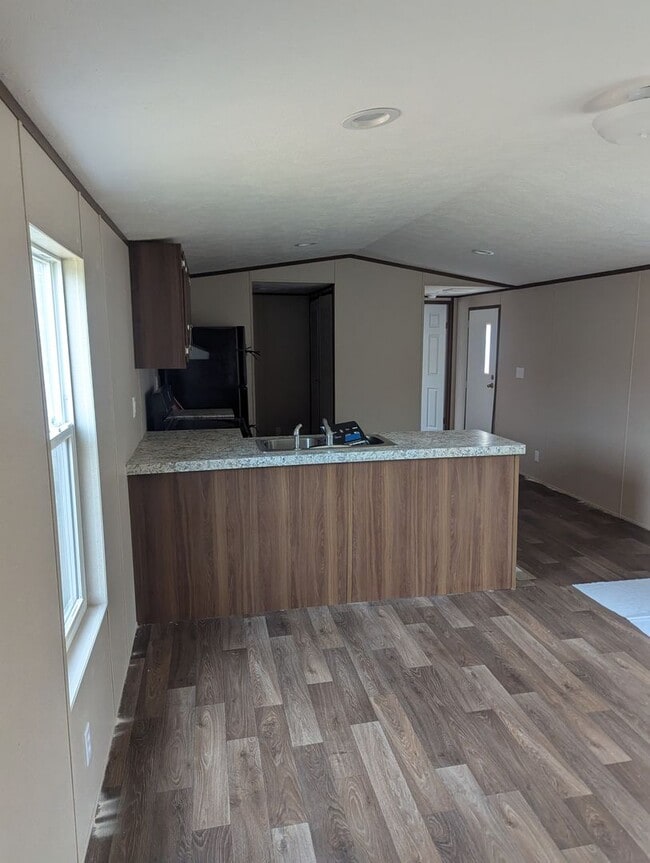 Building Photo - Brand new 3 bed/2 bath home