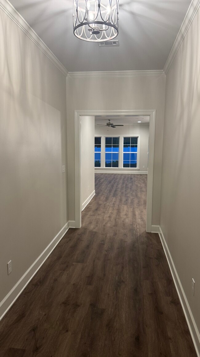 Photo - 113 Elliott Dr