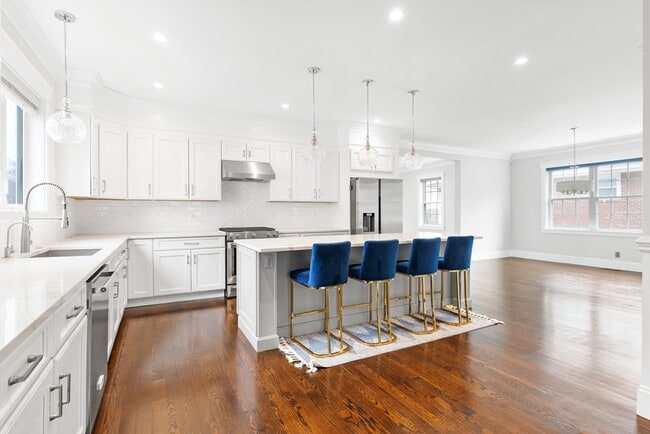 Photo - 53 Old Mystic St