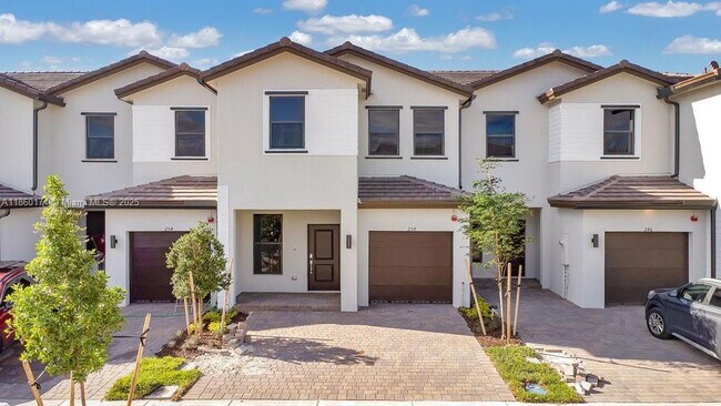Building Photo - 250 SW 159th Ln Rental