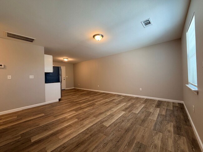 Photo - 67 Aloha Cir Unit B