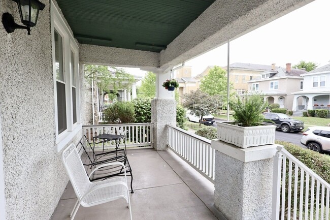 Photo - 2721 Garland Ave