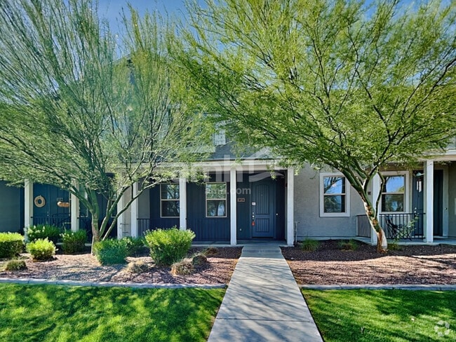 Building Photo - 20736 W Thomas Rd Rental