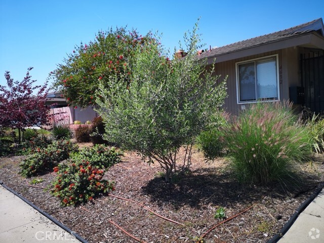 Building Photo - 4632 Canoga St Rental