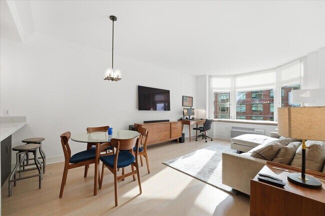 Photo - 1400 Hudson St Unit 412