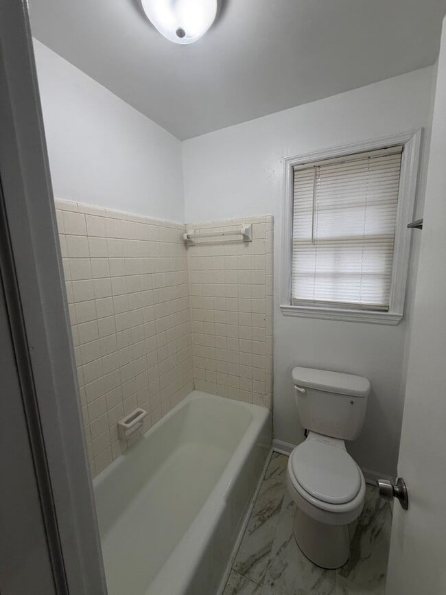 Photo - 3 Bedroom available