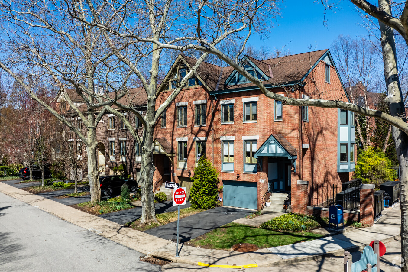 Photo - Village of Shadyside Apartments