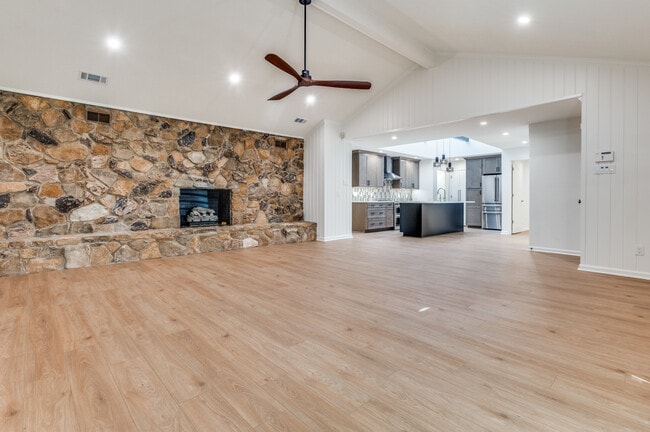 Photo - 9805 Airline Rd