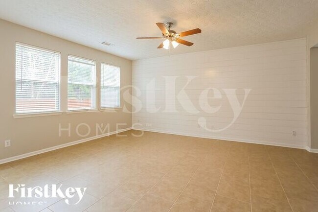 Photo - 96 Parkmont Ln