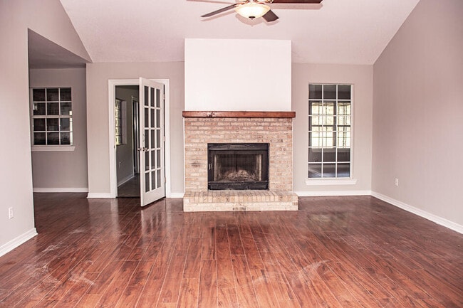 Photo - 112 Golf Course Dr